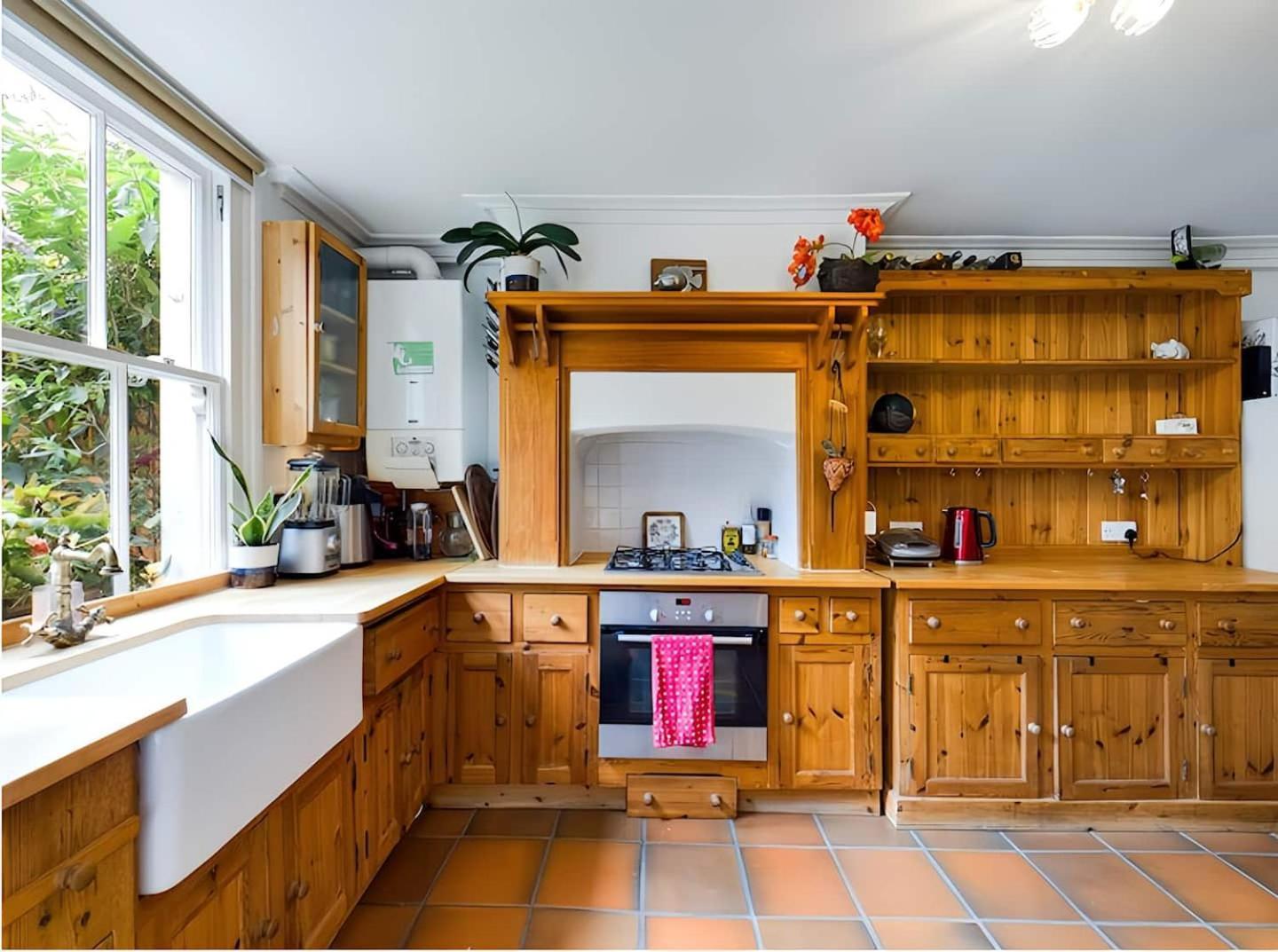 לונדון The Clapham Apartment With Private Patio מראה חיצוני תמונה
